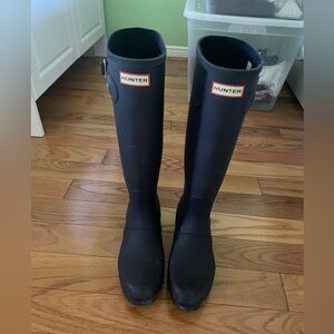 Navy Blue Hunter Rain Boots Size 9